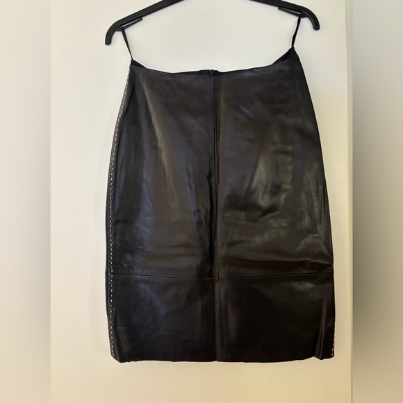 NWT Banana Republic Black Leather Pencil Skirt with Cream Overstitching Size 4
